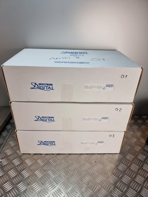 10-29.jpg Spectrum Digital XDS560v2 PRO TRACE JTAG/System Trace Emulator – Open Box