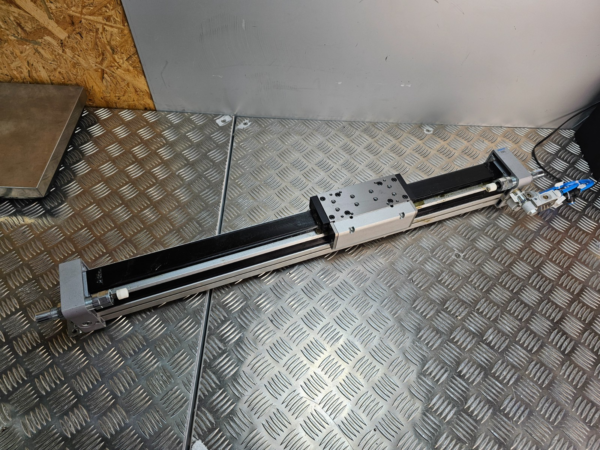 10-31.png Festo DGC-40-600 Pneumatic Linear Actuator – 600mm Stroke