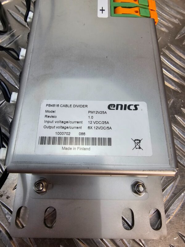 10-310.jpg Enics PB4816 12V DC Cable Divider PM12V25A — 6-Way