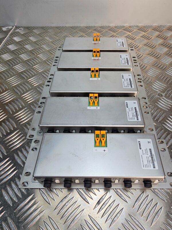 10-315.jpg Enics PB4816 12V DC Cable Divider PM12V25A — 6-Way