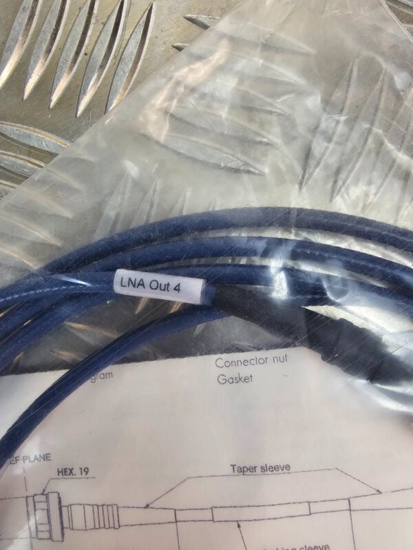 10-323.jpg Huber+Suhner SUCOTEST 18 RF Test Cable — 18 GHz — 3 m — NEW