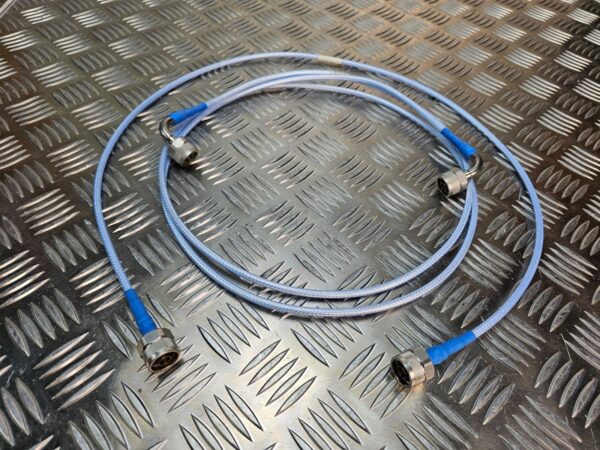 10-331.jpg Huber+Suhner SUCOFLEX 104P RF Cable Set — 1 m + 2 m