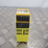 10-370.jpg Pilz PNOZ mm0p Safety Relay 772000