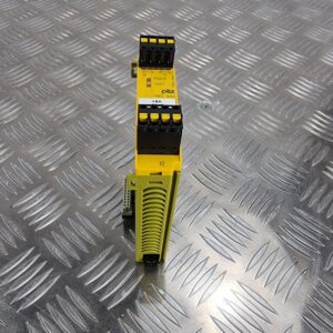 PILZ PNOZ mo4p SAFETY RELAY 773536 EXPANSION MODULE AC 240V/6A DC 24V/6A
