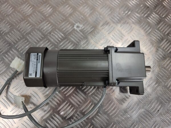 10-475.jpg PANASONIC M9MZ90GB4Y MOTOR 220V 0,65A WITH M9G50B