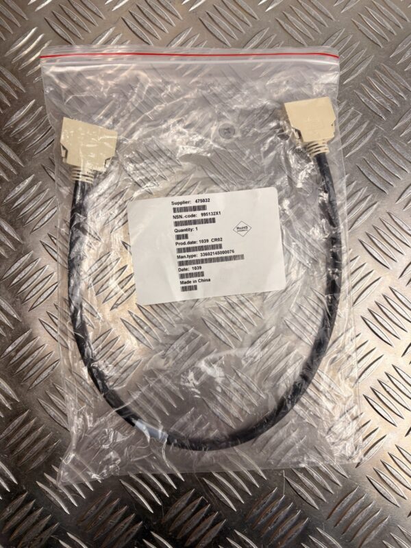 10-587.jpg Harting Industrial Cable 995132X1 33602145000076 36 Pin Connector Cable NOS