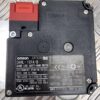 10-630.jpg OMRON D4NL-1CFA-B GUARD LOCK SAFETY-DOOR SWITCH D4NL1CFAB 24VDC