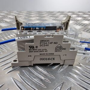 10-632.jpg Omron G7SA-5A1B Relay With Socket Base P7SA-14F-ND 24VDC