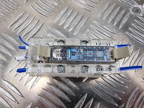 Omron G7SA-5A1B Relay With Socket Base P7SA-14F-ND 24VDC