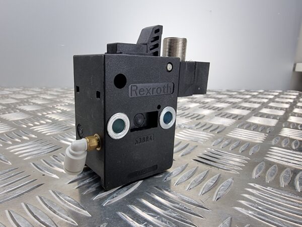 10-675.jpg REXROTH STOP GATE 53884 with Omron E2A-M18KS08-M1-B1