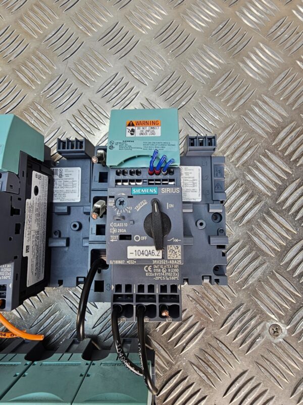 10-709.jpg Siemens SIRIUS Motor Protection Circuit Breaker Lot – Mixed Amperage