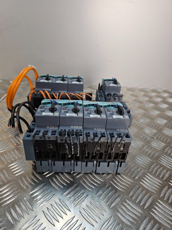10-710.jpg Siemens SIRIUS Motor Protection Circuit Breaker Lot – Mixed Amperage