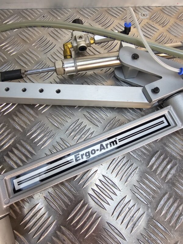 10-72.jpg Ergo-Arm Industrial Tool Balancer w/ Uryu Torque Screwdriver β Japan