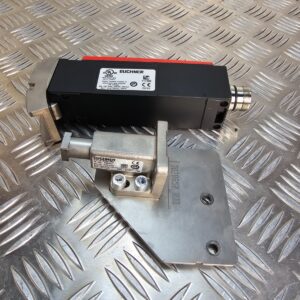 Euchner CET3-AR-CRA-AH-50X-SH Safety Switch w/ Actuator