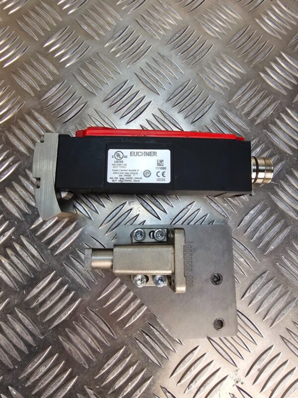10-750.jpg Euchner CET3-AR-CRA-AH-50X-SH Safety Switch w/ Actuator