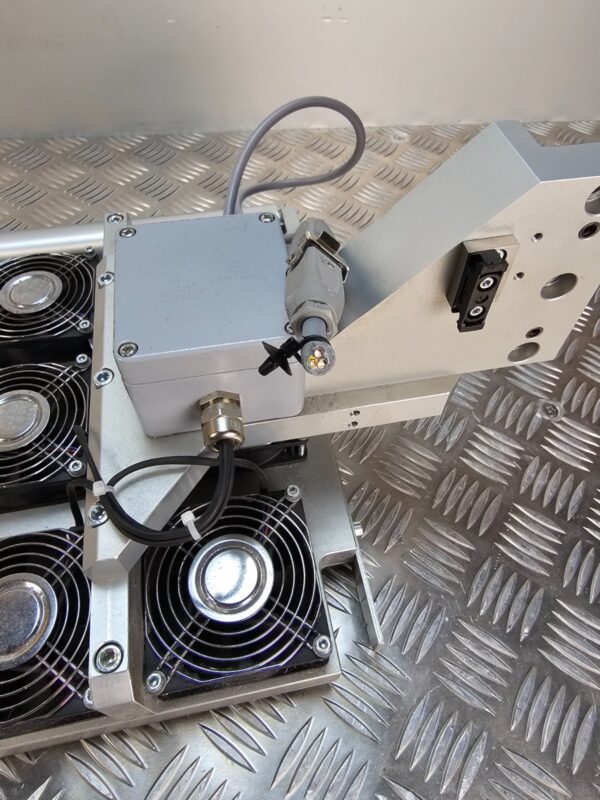 10-771.jpg Industrial Cabinet Cooling Unit – 6-Fan Assembly w/ Aluminum Frame