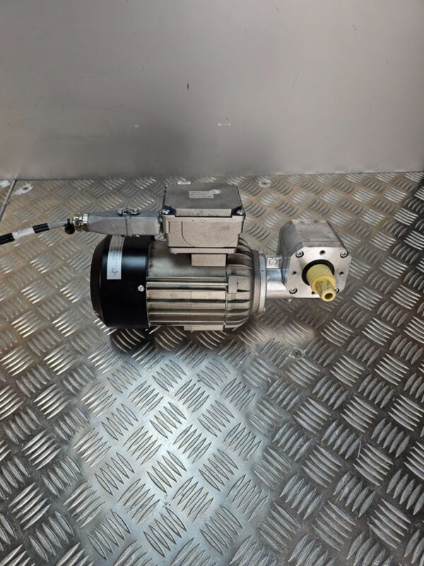 10-779.jpg Bosch Rexroth 0.25kW Gear Motor Assembly 400V IE3