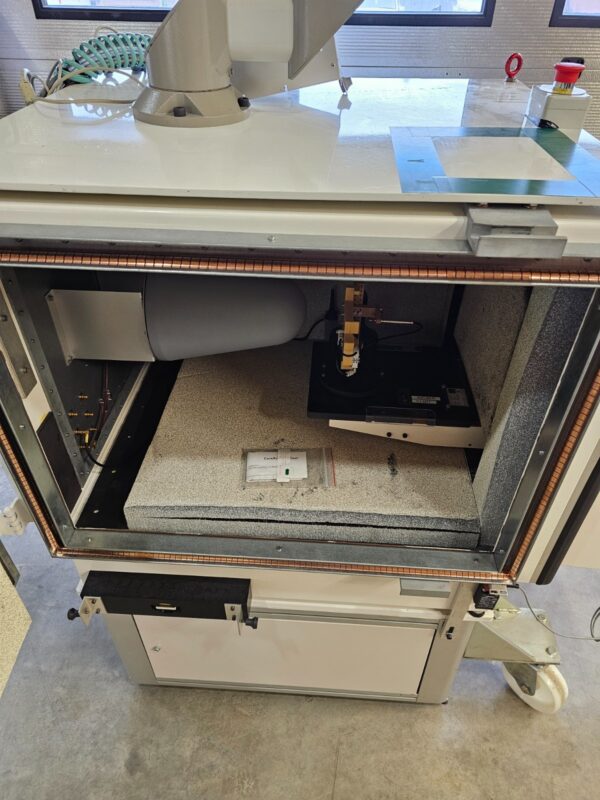 ORBIS EMC Test Chamber Euroshield + Log Periodic Antenna HL025 System