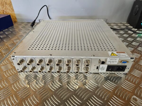 10-856.jpg JFW Industries 50PA-557 Programmable Attenuator Assembly 700–3000 MHz – USA 1730