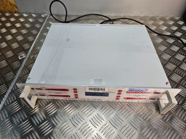10-869.jpg HYTEM LTE HO Simulator 700-2700MHz Attenuator 5 (05-02-242) – Powers On