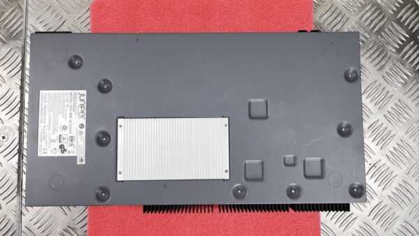 10-882.jpg Juniper Networks ACX2100-AC Universal Access Router – 1U Gigabit Ethernet