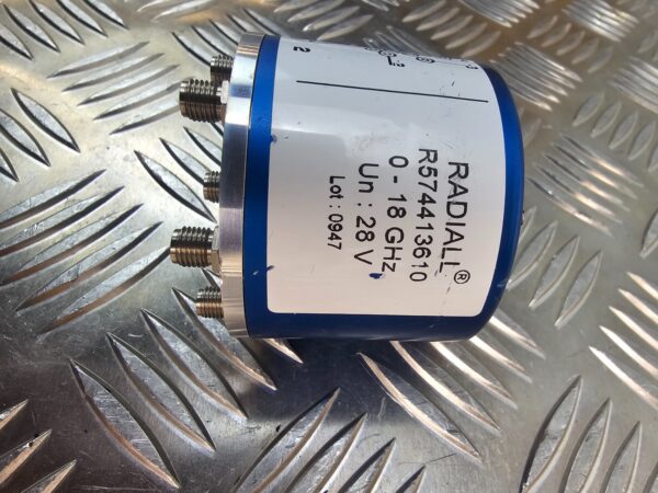 Radiall R574413610 RF Coaxial Switch SP6T 0–18GHz 28V