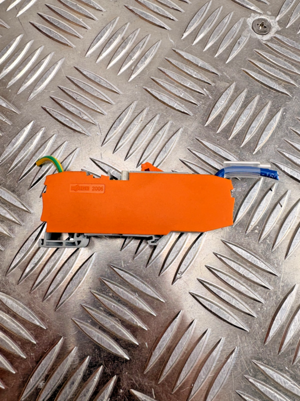 10-120.png WAGO TOPJOB-S 2006-1671 Signal Disconnect Terminal Block 24V AC/DC DIN Rail