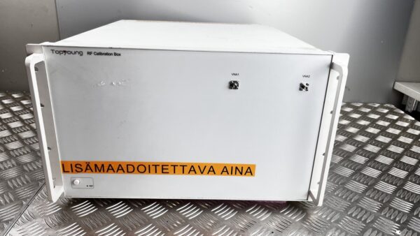 10-145.jpg Topyoung set with MIMO + RF calibration box and 3x programmable attenuation syst