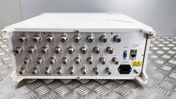10-153.jpg Topyoung set with MIMO + RF calibration box and 3x programmable attenuation syst
