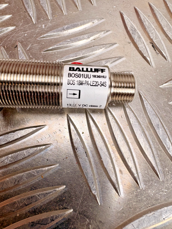 Balluff BOS01UU Inductive Proximity Sensor M30 PNP NO/NC 10-30VDC Sn=60mm