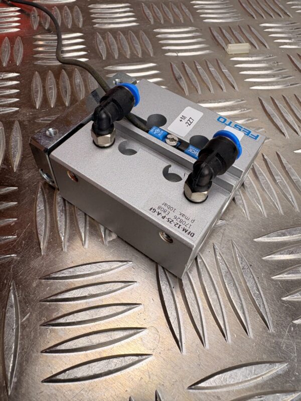 10-48.jpg FESTO DFM-12-25-P-A-GF Pneumatic Guided Cylinder w/ SICK Sensor