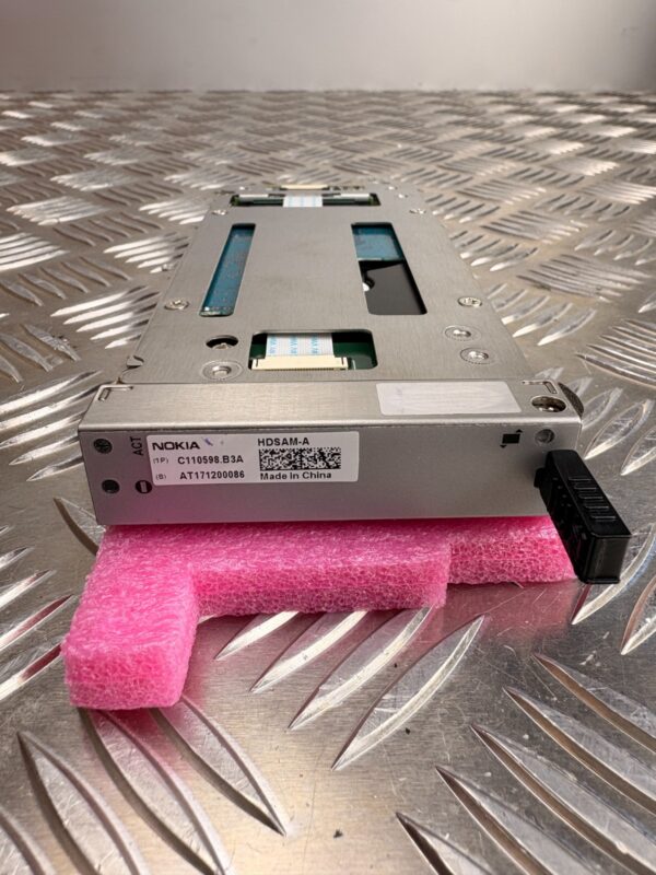 10-76.jpg Advantech HDSAM-A C110598.B3A Industrial HDD Module 2.5" Fujitsu 147GB SCSI