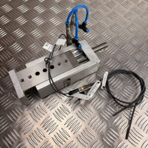 10-127.jpg Festo DGSL-25-50-PA Linear Slide w/ Balluff BMF0043 Sensors Pneumatic Assembly
