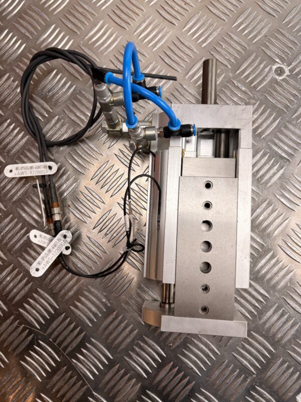 10-132.jpg Festo DGSL-25-50-PA Linear Slide w/ Balluff BMF0043 Sensors Pneumatic Assembly