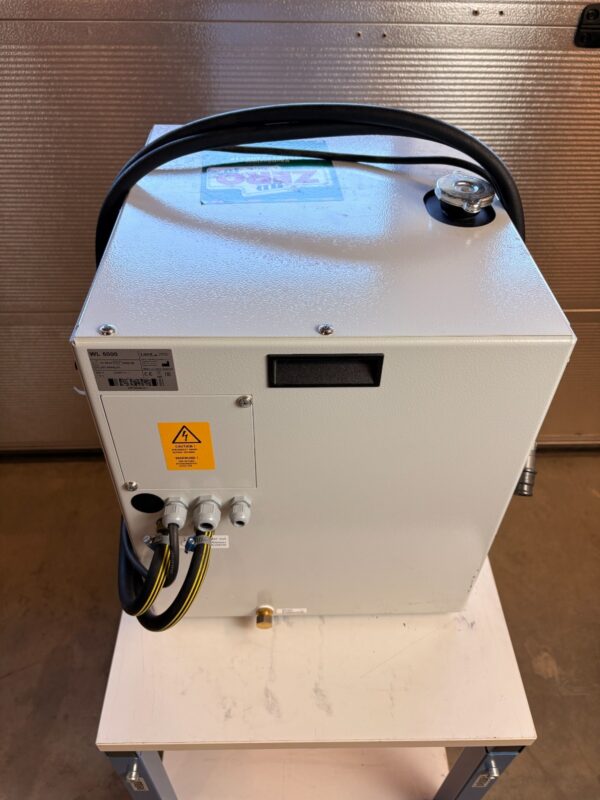 10-154.jpg Laird Thermal Systems WL 5000 Industrial Liquid Chiller 230V Cooling Unit