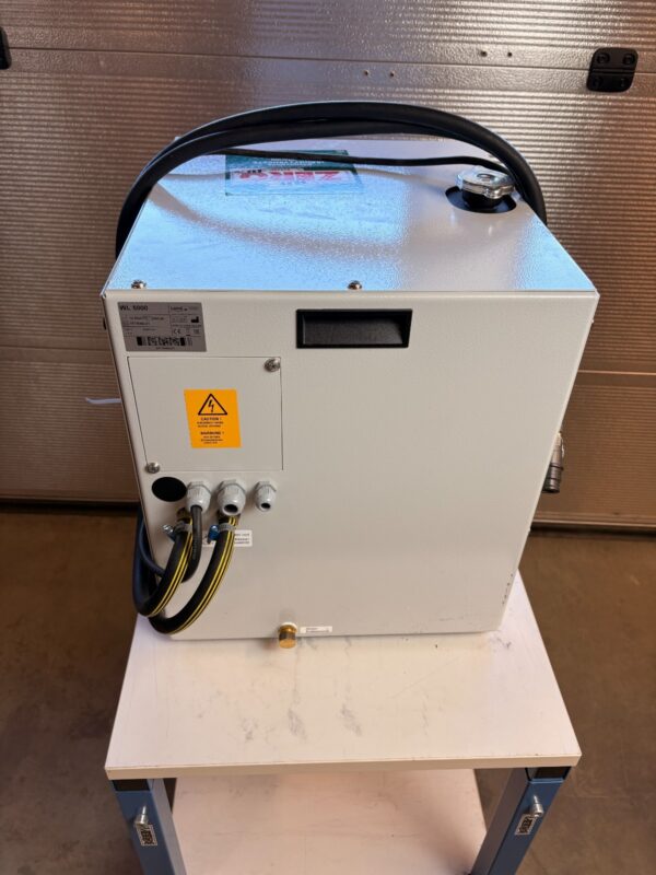 10-158.jpg Laird Thermal Systems WL 5000 Industrial Liquid Chiller 230V Cooling Unit