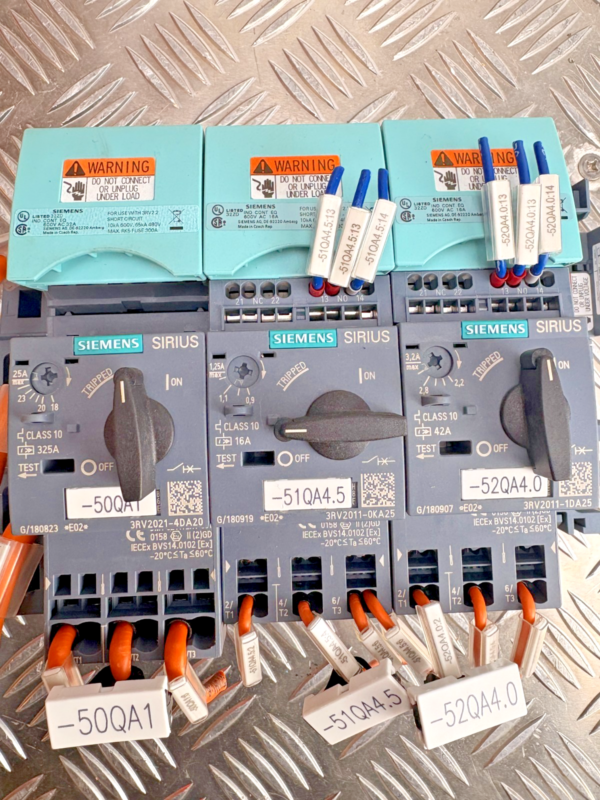 10-701.png Siemens SIRIUS Motor Starter Assembly 3RV2011 / 3RV2021 Circuit Breaker Lot