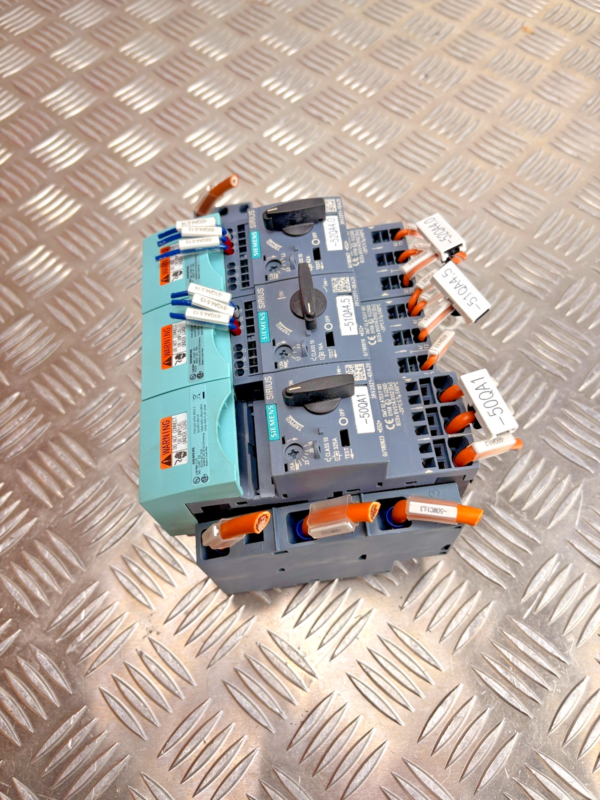 10-703.png Siemens SIRIUS Motor Starter Assembly 3RV2011 / 3RV2021 Circuit Breaker Lot