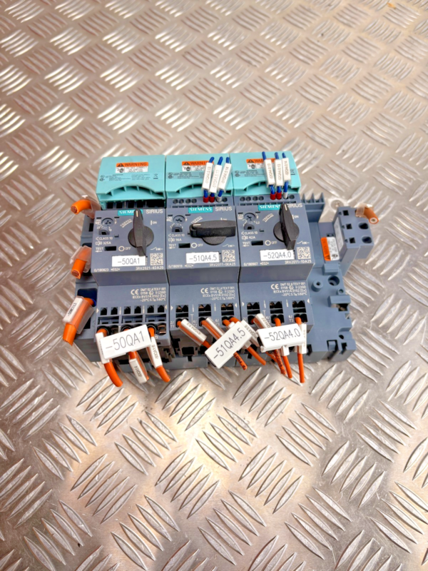 10-704.png Siemens SIRIUS Motor Starter Assembly 3RV2011 / 3RV2021 Circuit Breaker Lot