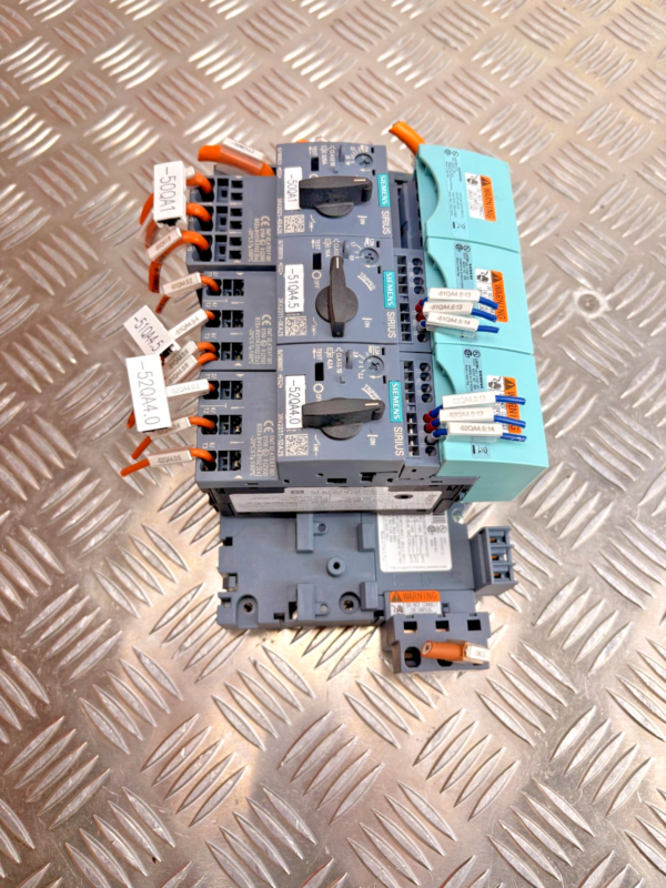 10-705.png Siemens SIRIUS Motor Starter Assembly 3RV2011 / 3RV2021 Circuit Breaker Lot