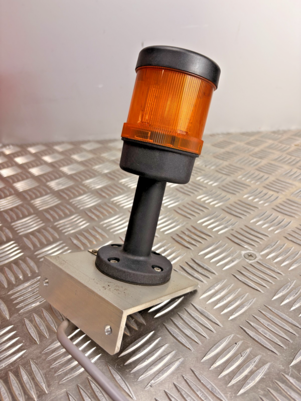 10-735.png WERMA 64081000 Amber Signal Beacon Warning Light IP65 Type12 Pole Mount