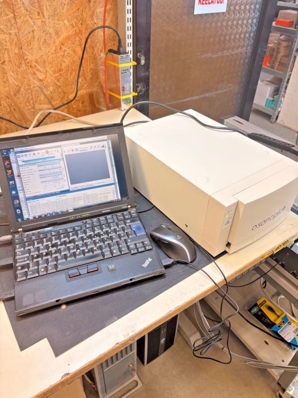 10-801.png SonoPlot GIX Microplotter II Precision Dispensing System w/ SonoGuide & FLIR Cam