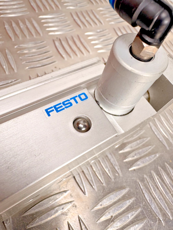 Festo DGSL-20-150-C-PA Pneumatic Linear Slide Cylinder 543908