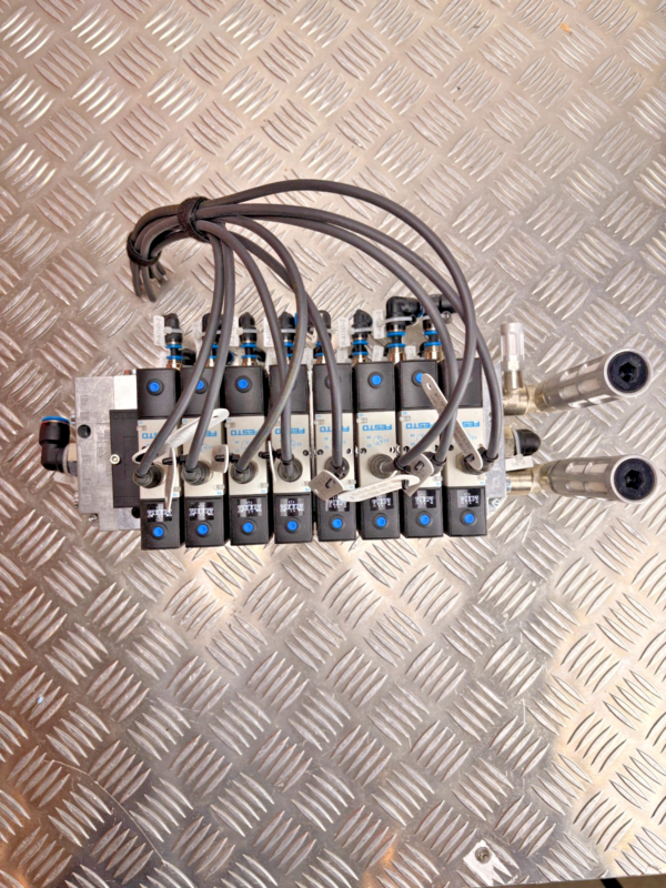 Festo Valve Manifold Island Assembly VDMA NEV-01 w/ 8 Solenoid Valves Pneumatic