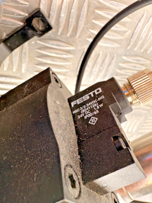 10-912.png Festo MS6 Pneumatic Air Preparation Unit Filter Regulator Sensor Assembly IFM PN